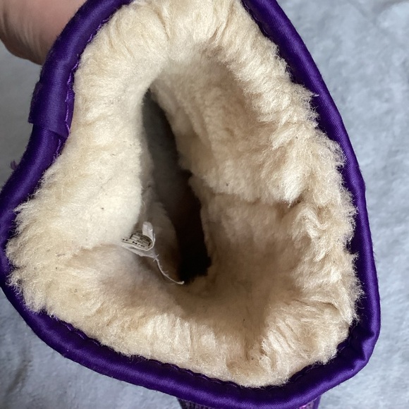 UGG Classic Short Sparkle Suede Sherpa Lined Snow Boots Purple Reign Sz 6 - Picture 13 of 17